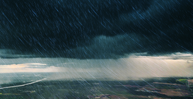 Vue de haut d’une forte tempête. 